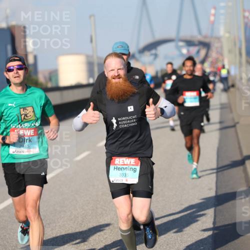 03.10.2025 - Köhlbrandbrückenlauf Jannik Wohlers http://msf.ph/oto/9077773 03.10.2025 09:44:45 Position 3 2815, 3335 meine-sportfotos.de