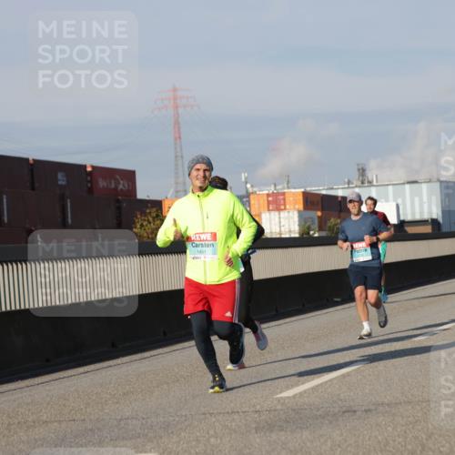 03.10.2025 - Köhlbrandbrückenlauf Jannik Wohlers http://msf.ph/oto/9078000 03.10.2025 09:52:48 Position 3 1451 meine-sportfotos.de