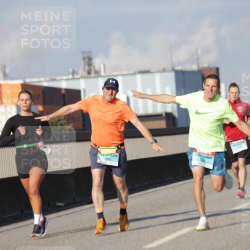 03.10.2025 - Köhlbrandbrückenlauf Jannik Wohlers http://msf.ph/oto/9078131 03.10.2025 09:52:53 Position 3 2983, 2981 meine-sportfotos.de