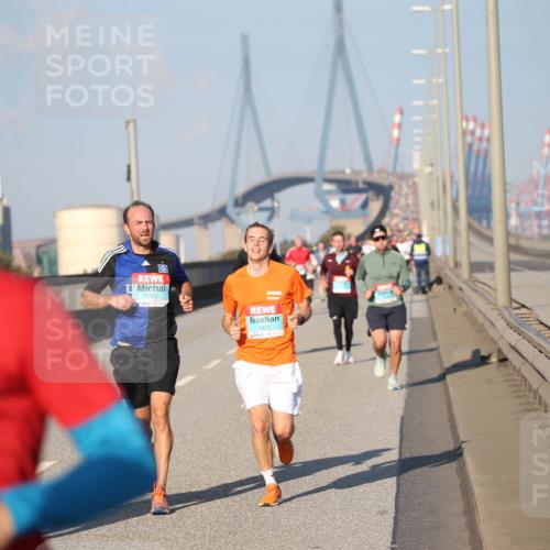 03.10.2025 - Köhlbrandbrückenlauf Jannik Wohlers http://msf.ph/oto/9078252 03.10.2025 09:45:21 Position 3 1215, 1423 meine-sportfotos.de