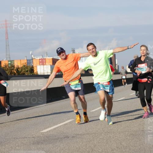 03.10.2025 - Köhlbrandbrückenlauf Jannik Wohlers http://msf.ph/oto/9078264 03.10.2025 09:52:55 Position 3 1294 meine-sportfotos.de
