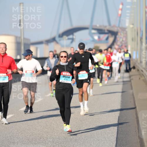 03.10.2025 - Köhlbrandbrückenlauf Jannik Wohlers http://msf.ph/oto/9078422 03.10.2025 09:45:36 Position 3 3174 meine-sportfotos.de