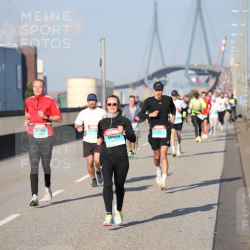 03.10.2025 - Köhlbrandbrückenlauf Jannik Wohlers http://msf.ph/oto/9078438 03.10.2025 09:45:38 Position 3 3174 meine-sportfotos.de