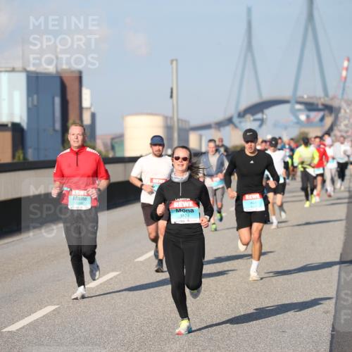 03.10.2025 - Köhlbrandbrückenlauf Jannik Wohlers http://msf.ph/oto/9078452 03.10.2025 09:45:38 Position 3 3358, 3174 meine-sportfotos.de