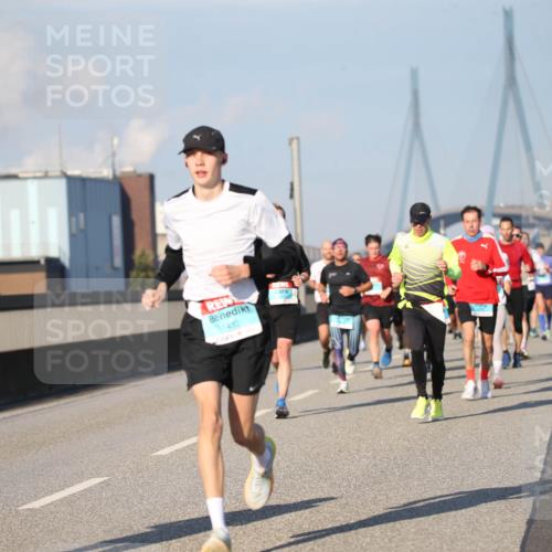 03.10.2025 - Köhlbrandbrückenlauf Jannik Wohlers http://msf.ph/oto/9078505 03.10.2025 09:45:46 Position 3 1617, 1432 meine-sportfotos.de
