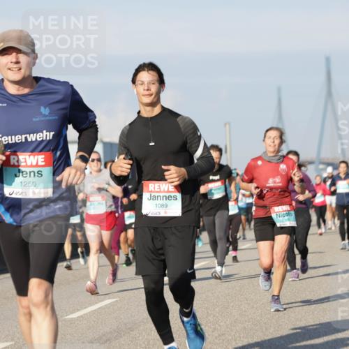 03.10.2025 - Köhlbrandbrückenlauf Jannik Wohlers http://msf.ph/oto/9078508 03.10.2025 09:53:00 Position 3 1250, 1089, 1368 meine-sportfotos.de