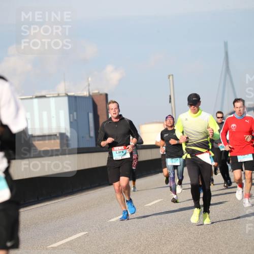 03.10.2025 - Köhlbrandbrückenlauf Jannik Wohlers http://msf.ph/oto/9078522 03.10.2025 09:45:48 Position 3  meine-sportfotos.de