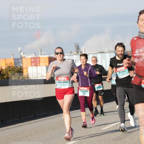 03.10.2025 - Köhlbrandbrückenlauf Jannik Wohlers http://msf.ph/oto/9078584 03.10.2025 09:53:03 Position 3 2731, 3309, 1336 meine-sportfotos.de