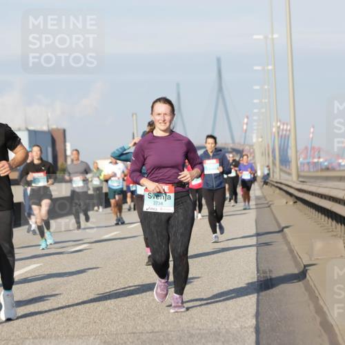 03.10.2025 - Köhlbrandbrückenlauf Jannik Wohlers http://msf.ph/oto/9078622 03.10.2025 09:53:04 Position 3 1336, 2734 meine-sportfotos.de