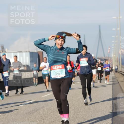 03.10.2025 - Köhlbrandbrückenlauf Jannik Wohlers http://msf.ph/oto/9078771 03.10.2025 09:53:07 Position 3 3778 meine-sportfotos.de