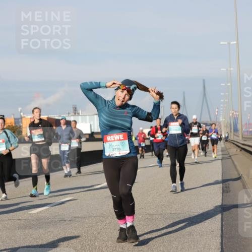 03.10.2025 - Köhlbrandbrückenlauf Jannik Wohlers http://msf.ph/oto/9078820 03.10.2025 09:53:08 Position 3 3778 meine-sportfotos.de