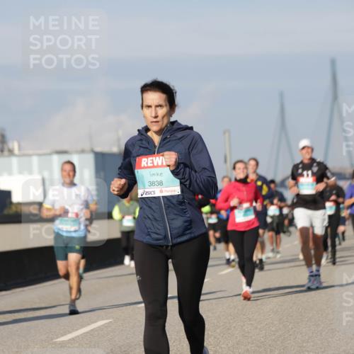 03.10.2025 - Köhlbrandbrückenlauf Jannik Wohlers http://msf.ph/oto/9078860 03.10.2025 09:53:09 Position 3 3838 meine-sportfotos.de