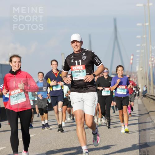 03.10.2025 - Köhlbrandbrückenlauf Jannik Wohlers http://msf.ph/oto/9078978 03.10.2025 09:53:12 Position 3 1716, 11, 2431 meine-sportfotos.de