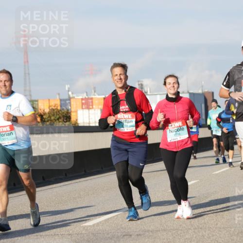 03.10.2025 - Köhlbrandbrückenlauf Jannik Wohlers http://msf.ph/oto/9078986 03.10.2025 09:53:13 Position 3 3071, 3272, 1716, 11, 2431 meine-sportfotos.de