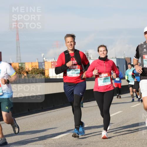03.10.2025 - Köhlbrandbrückenlauf Jannik Wohlers http://msf.ph/oto/9079005 03.10.2025 09:53:13 Position 3 3272, 1716, 3071, 11, 2431 meine-sportfotos.de