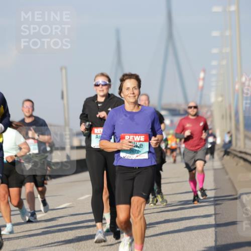 03.10.2025 - Köhlbrandbrückenlauf Jannik Wohlers http://msf.ph/oto/9079053 03.10.2025 09:53:14 Position 3 1849, 2677 meine-sportfotos.de