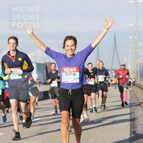 03.10.2025 - Köhlbrandbrückenlauf Jannik Wohlers http://msf.ph/oto/9079096 03.10.2025 09:53:16 Position 3 1849, 2677 meine-sportfotos.de