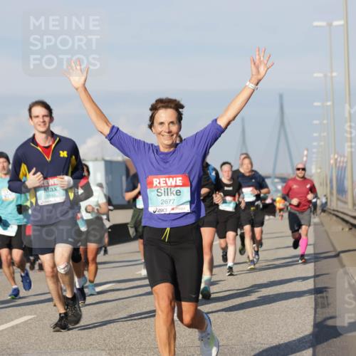 03.10.2025 - Köhlbrandbrückenlauf Jannik Wohlers http://msf.ph/oto/9079114 03.10.2025 09:53:16 Position 3 1849, 2677 meine-sportfotos.de