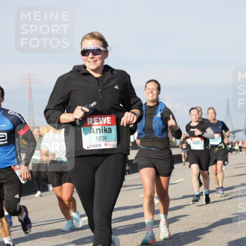 03.10.2025 - Köhlbrandbrückenlauf Jannik Wohlers http://msf.ph/oto/9079196 03.10.2025 09:53:19 Position 3 1238 meine-sportfotos.de