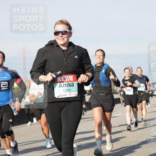 03.10.2025 - Köhlbrandbrückenlauf Jannik Wohlers http://msf.ph/oto/9079199 03.10.2025 09:53:19 Position 3 1238 meine-sportfotos.de