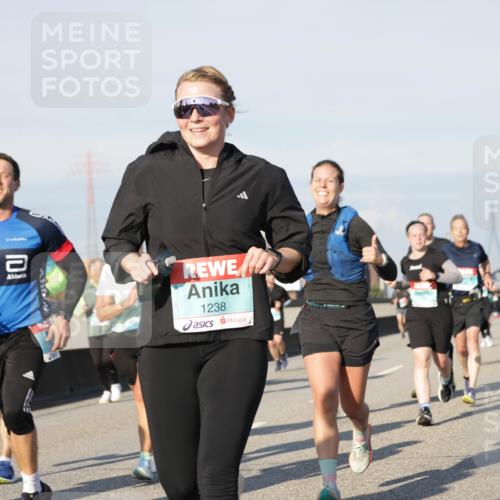 03.10.2025 - Köhlbrandbrückenlauf Jannik Wohlers http://msf.ph/oto/9079203 03.10.2025 09:53:19 Position 3 1238 meine-sportfotos.de