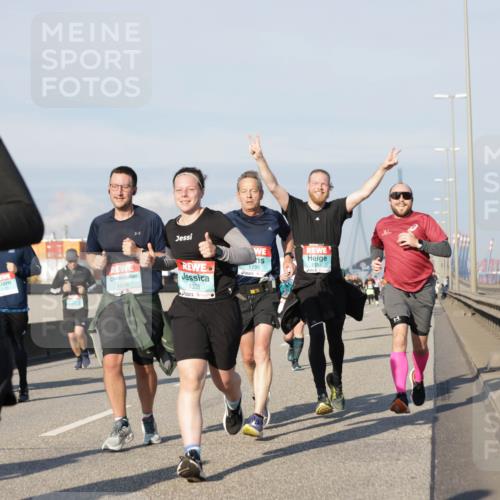 03.10.2025 - Köhlbrandbrückenlauf Jannik Wohlers http://msf.ph/oto/9079278 03.10.2025 09:53:20 Position 3 1506, 1335, 2193, 1739 meine-sportfotos.de