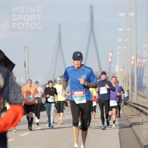 03.10.2025 - Köhlbrandbrückenlauf Jannik Wohlers http://msf.ph/oto/9079549 03.10.2025 09:53:35 Position 3 3261 meine-sportfotos.de