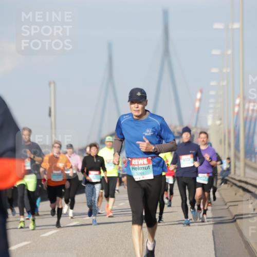 03.10.2025 - Köhlbrandbrückenlauf Jannik Wohlers http://msf.ph/oto/9079556 03.10.2025 09:53:35 Position 3 3261 meine-sportfotos.de