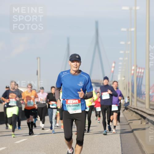 03.10.2025 - Köhlbrandbrückenlauf Jannik Wohlers http://msf.ph/oto/9079604 03.10.2025 09:53:36 Position 3 3261 meine-sportfotos.de