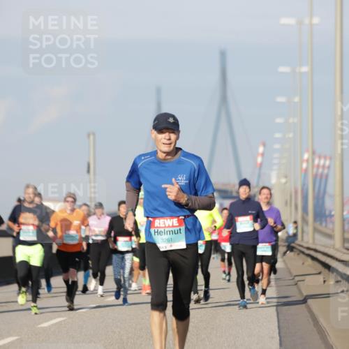 03.10.2025 - Köhlbrandbrückenlauf Jannik Wohlers http://msf.ph/oto/9079613 03.10.2025 09:53:36 Position 3 3261 meine-sportfotos.de