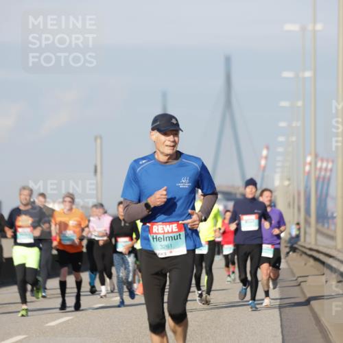 03.10.2025 - Köhlbrandbrückenlauf Jannik Wohlers http://msf.ph/oto/9079651 03.10.2025 09:53:37 Position 3 3261 meine-sportfotos.de