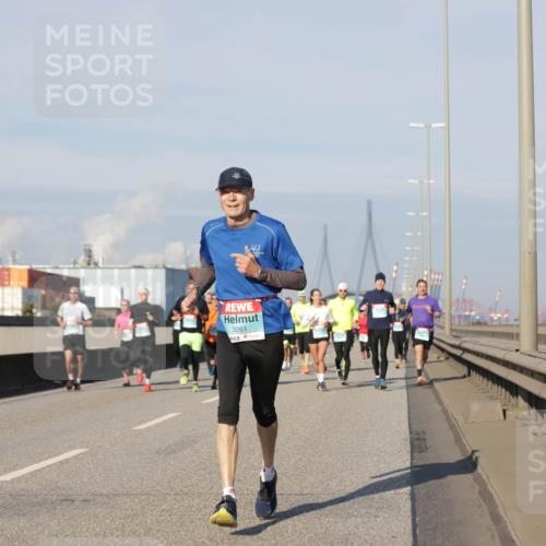 03.10.2025 - Köhlbrandbrückenlauf Jannik Wohlers http://msf.ph/oto/9079728 03.10.2025 09:53:39 Position 3 3261 meine-sportfotos.de