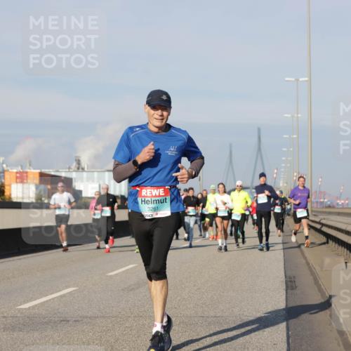 03.10.2025 - Köhlbrandbrückenlauf Jannik Wohlers http://msf.ph/oto/9079758 03.10.2025 09:53:39 Position 3 3261 meine-sportfotos.de