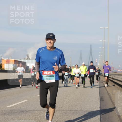 03.10.2025 - Köhlbrandbrückenlauf Jannik Wohlers http://msf.ph/oto/9079776 03.10.2025 09:53:39 Position 3 3261 meine-sportfotos.de