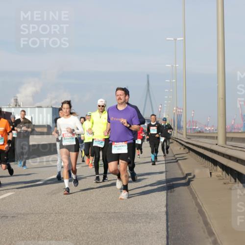 03.10.2025 - Köhlbrandbrückenlauf Jannik Wohlers http://msf.ph/oto/9079916 03.10.2025 09:53:43 Position 3 1163, 1430 meine-sportfotos.de