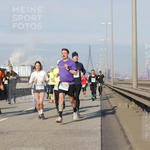 03.10.2025 - Köhlbrandbrückenlauf Jannik Wohlers http://msf.ph/oto/9079934 03.10.2025 09:53:43 Position 3 2990 meine-sportfotos.de