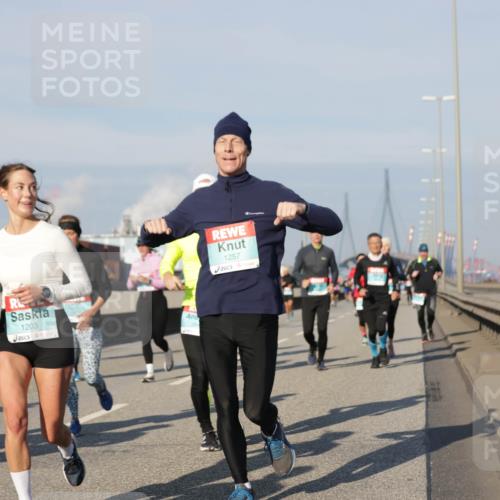 03.10.2025 - Köhlbrandbrückenlauf Jannik Wohlers http://msf.ph/oto/9079971 03.10.2025 09:53:45 Position 3 1203, 1257 meine-sportfotos.de