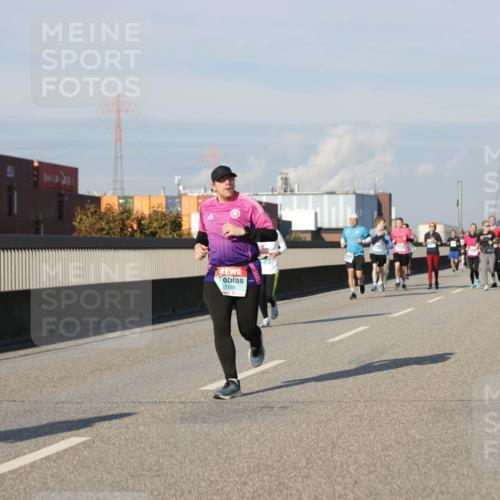03.10.2025 - Köhlbrandbrückenlauf Jannik Wohlers http://msf.ph/oto/9080277 03.10.2025 09:53:59 Position 3 1188 meine-sportfotos.de