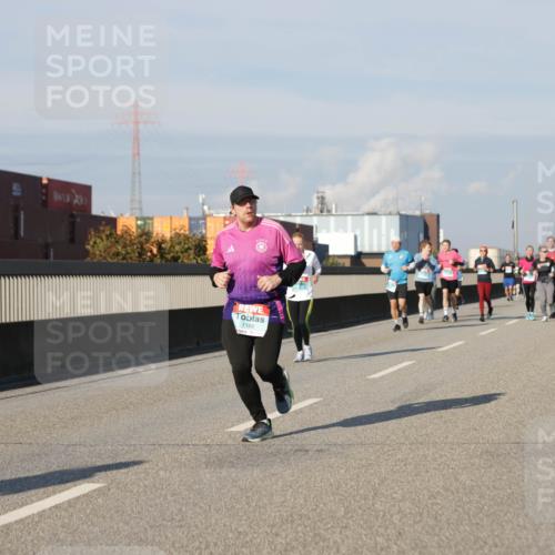 03.10.2025 - Köhlbrandbrückenlauf Jannik Wohlers http://msf.ph/oto/9080285 03.10.2025 09:53:59 Position 3 1188 meine-sportfotos.de