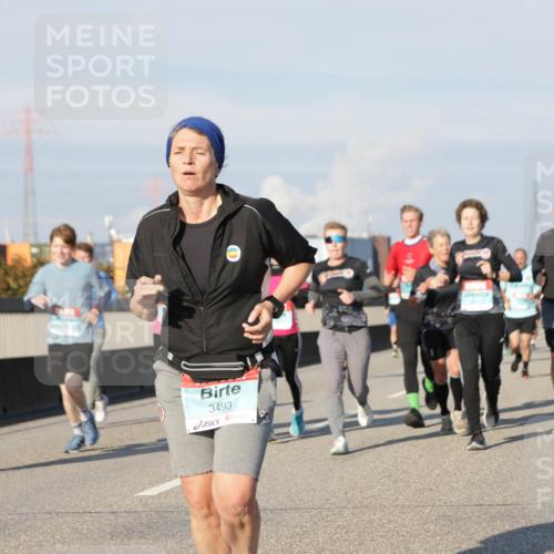 03.10.2025 - Köhlbrandbrückenlauf Jannik Wohlers http://msf.ph/oto/9080448 03.10.2025 09:54:06 Position 3 3493 meine-sportfotos.de