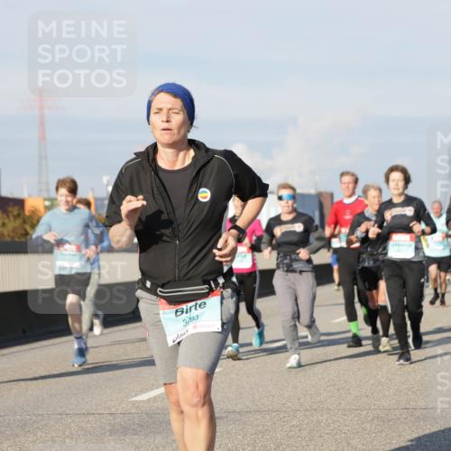 03.10.2025 - Köhlbrandbrückenlauf Jannik Wohlers http://msf.ph/oto/9080451 03.10.2025 09:54:06 Position 3 3, 93 meine-sportfotos.de