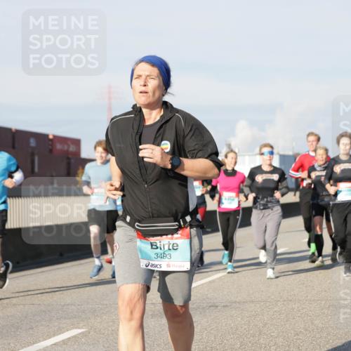 03.10.2025 - Köhlbrandbrückenlauf Jannik Wohlers http://msf.ph/oto/9080488 03.10.2025 09:54:06 Position 3 3493 meine-sportfotos.de