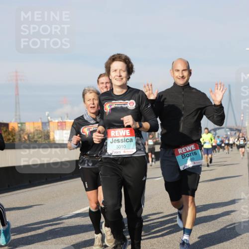 03.10.2025 - Köhlbrandbrückenlauf Jannik Wohlers http://msf.ph/oto/9080570 03.10.2025 09:54:08 Position 3 3010, 8369 meine-sportfotos.de