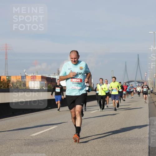 03.10.2025 - Köhlbrandbrückenlauf Jannik Wohlers http://msf.ph/oto/9080646 03.10.2025 09:54:11 Position 3 3128 meine-sportfotos.de