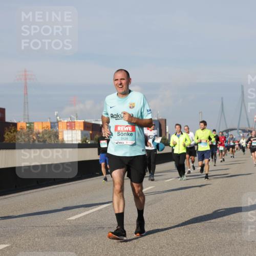 03.10.2025 - Köhlbrandbrückenlauf Jannik Wohlers http://msf.ph/oto/9080684 03.10.2025 09:54:12 Position 3 3128 meine-sportfotos.de
