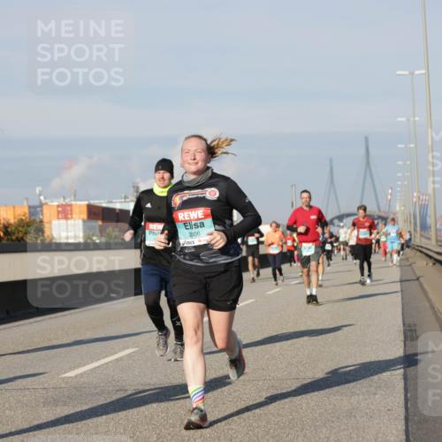 03.10.2025 - Köhlbrandbrückenlauf Jannik Wohlers http://msf.ph/oto/9080829 03.10.2025 09:54:20 Position 3 3006 meine-sportfotos.de