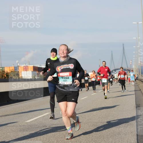03.10.2025 - Köhlbrandbrückenlauf Jannik Wohlers http://msf.ph/oto/9080847 03.10.2025 09:54:20 Position 3 3006 meine-sportfotos.de