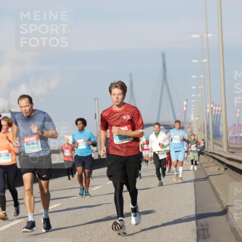 03.10.2025 - Köhlbrandbrückenlauf Jannik Wohlers http://msf.ph/oto/9080948 03.10.2025 09:54:24 Position 3 2026, 1376, 3738 meine-sportfotos.de