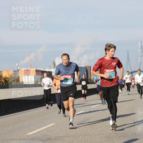 03.10.2025 - Köhlbrandbrückenlauf Jannik Wohlers http://msf.ph/oto/9081012 03.10.2025 09:54:25 Position 3 1, 2026 meine-sportfotos.de