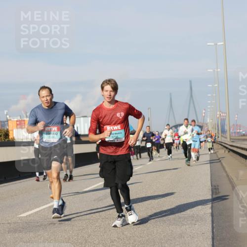 03.10.2025 - Köhlbrandbrückenlauf Jannik Wohlers http://msf.ph/oto/9081024 03.10.2025 09:54:26 Position 3 2026, 3738 meine-sportfotos.de